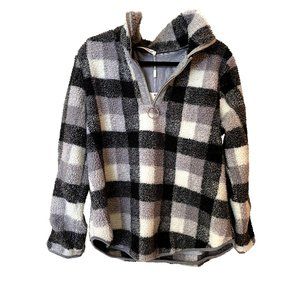 NWT Warm Plaid Fleece Pullover